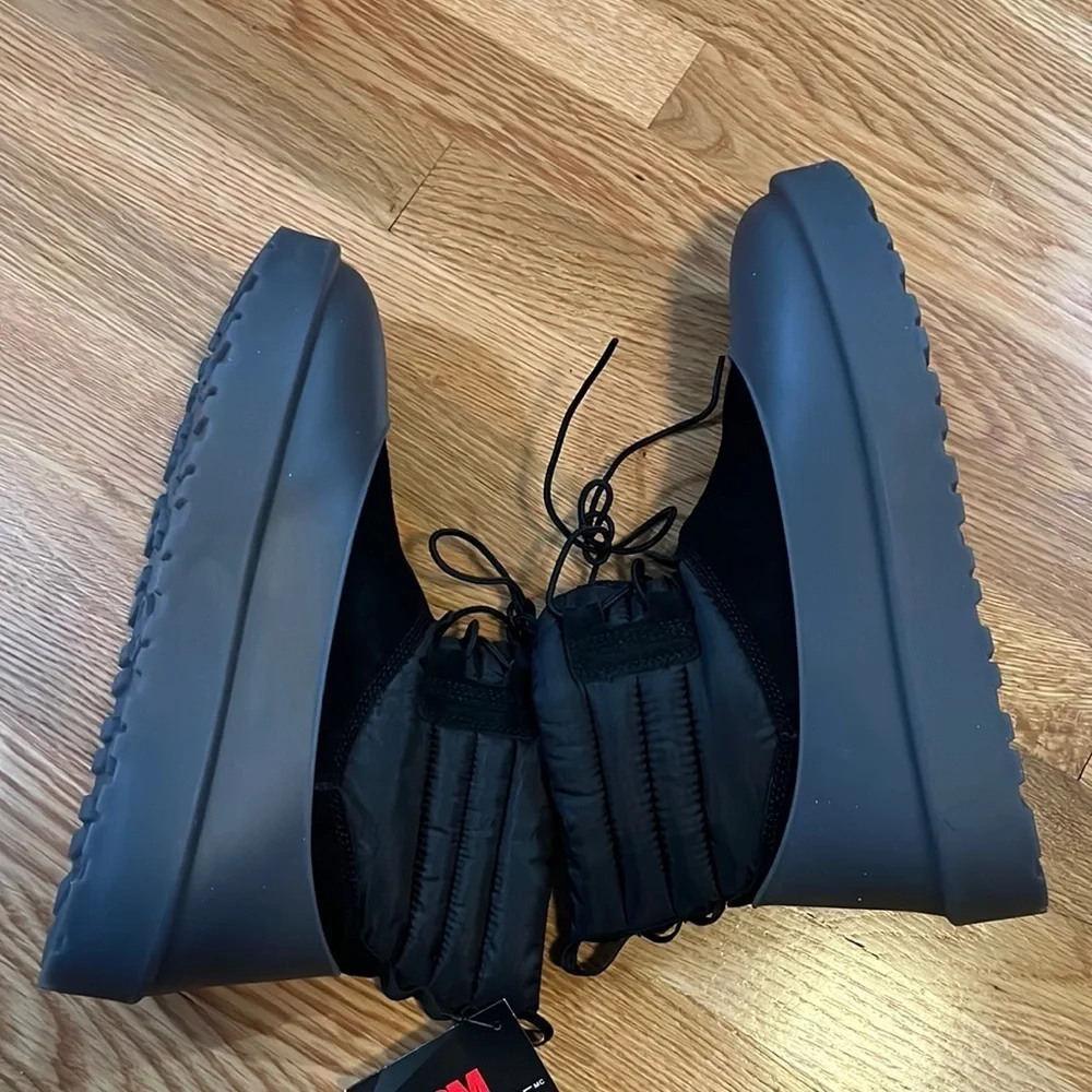 UGG sold out